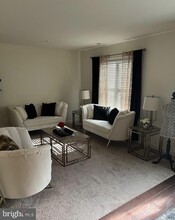 7310 Wood Pond Cir in Lanham, MD - Building Photo - Building Photo