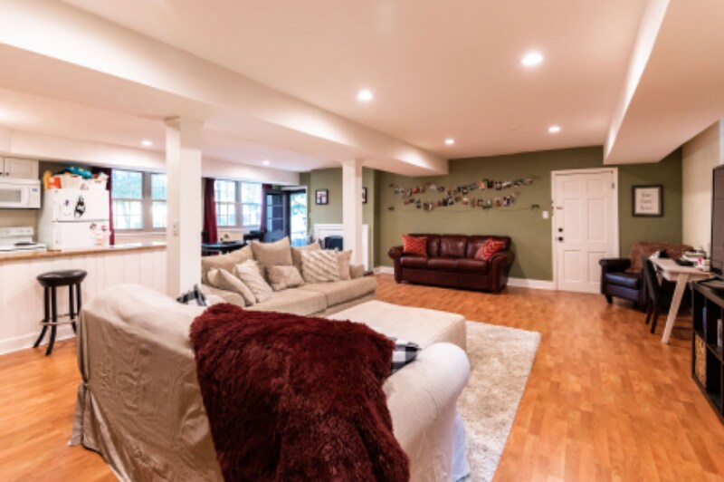 1219 Greenway Ct in Lynchburg, VA - Building Photo