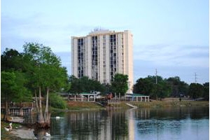 Episcopal Catholic Apartments in Winter Haven, FL - Building Photo