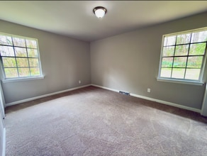 413 Wadsworth Dr in Birmingham, AL - Foto de edificio - Building Photo