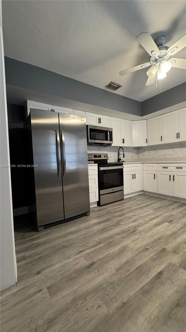 property at 820 SE 12th St