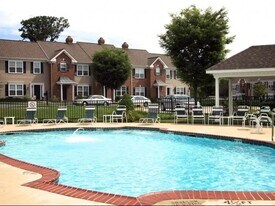 Highlands at Warwick in Lititz, PA - Building Photo