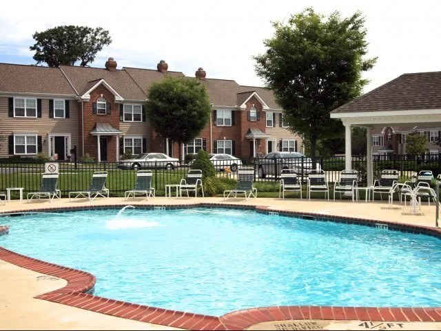 Highlands at Warwick in Lititz, PA - Foto de edificio