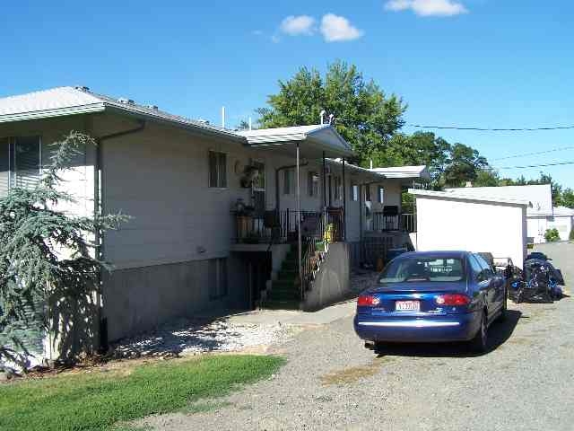 412 N Fir St in Genesee, ID - Foto de edificio - Building Photo