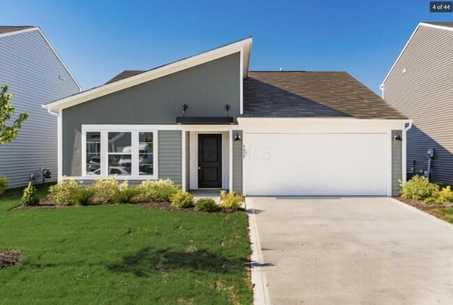 property at 4859 Amber Xing Dr