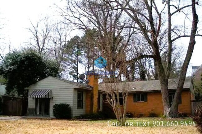 property at 445 Meadowcrest Cir