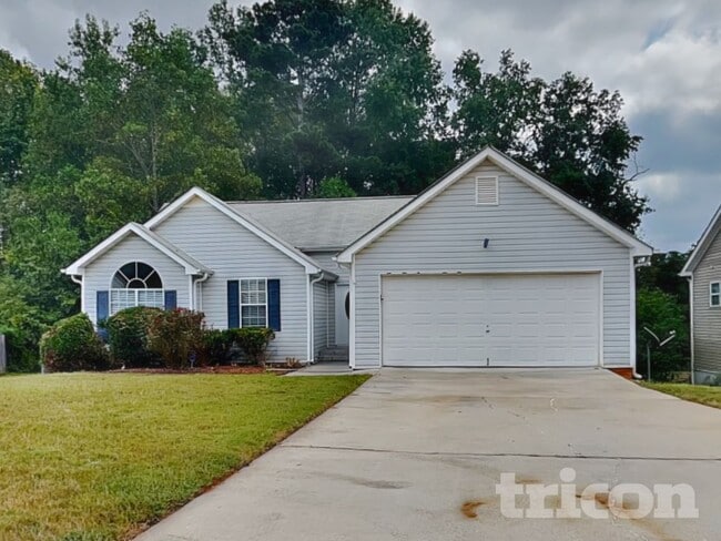 4050 Monarch Dr in Mcdonough, GA - Building Photo - Building Photo