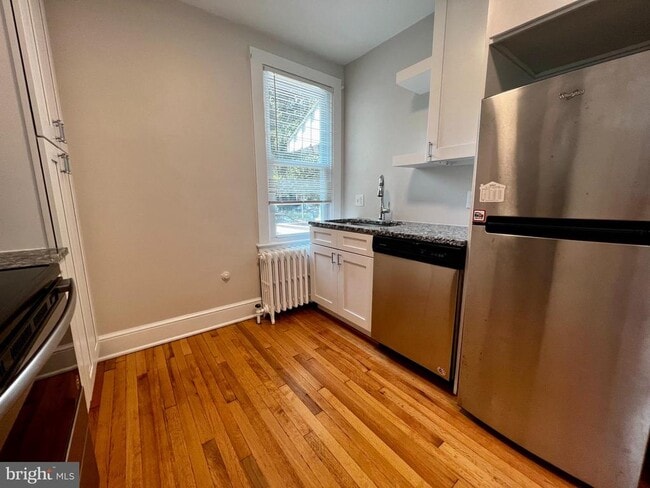 property at 1509 N Garfield St