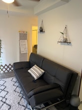 4015 Crest Dr-Unit -D in Manhattan Beach, CA - Building Photo - Building Photo