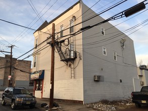 37-39 Astor St in Newark, NJ - Building Photo - Other