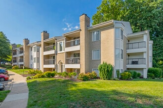 Poplar Glen in Columbia, MD - Building Photo - Building Photo