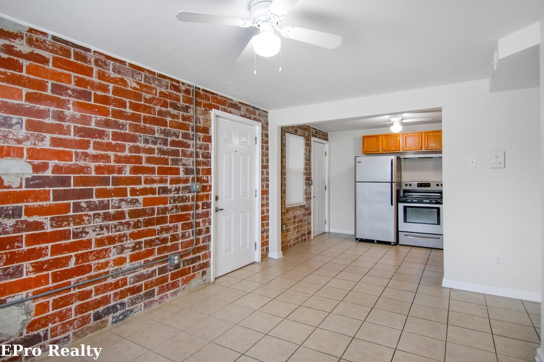 64 Willis Mill Rd SW in Atlanta, GA - Building Photo