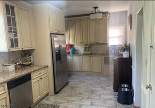 15 Rosedale Ave in Madison, NJ - Building Photo - Building Photo