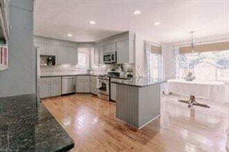 513 Warrick Rd in Chesapeake, VA - Building Photo - Building Photo