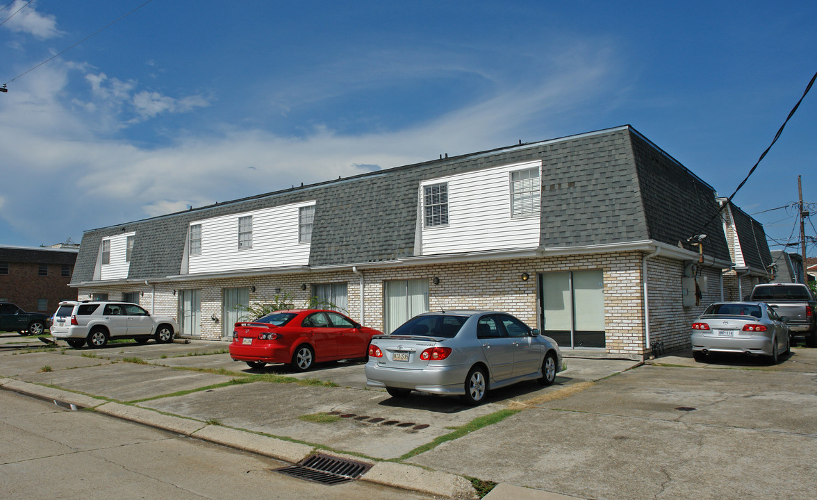 3005 Kingman St in Metairie, LA - Building Photo