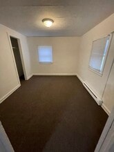 2217 E Princeton Ave in Muncie, IN - Foto de edificio - Building Photo