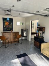 3031 Wellington Rd, Unit 1/2 in Los Angeles, CA - Building Photo - Building Photo