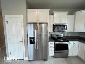 2535 Marton Oak Blvd in North Port, FL - Building Photo - Building Photo