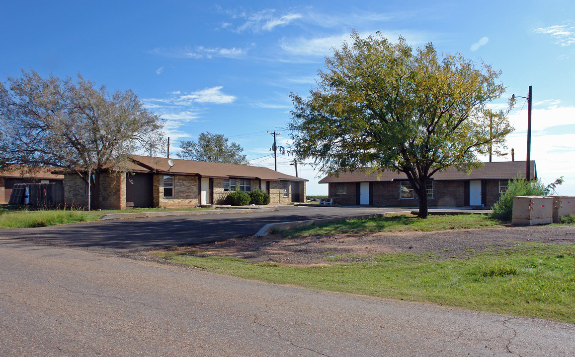 612 Avenue P in Ralls, TX - Building Photo