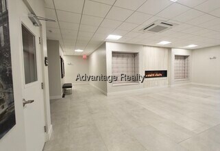 436 McGrath Hwy, Unit 414 in Somerville, MA - Building Photo - Building Photo