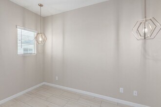 2134 W Harmont Dr in Phoenix, AZ - Building Photo - Building Photo