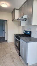 8331 Cottonwood Ave in Fontana, CA - Building Photo - Building Photo