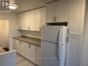 2 Newholm Rd in Toronto, ON - Building Photo - Building Photo