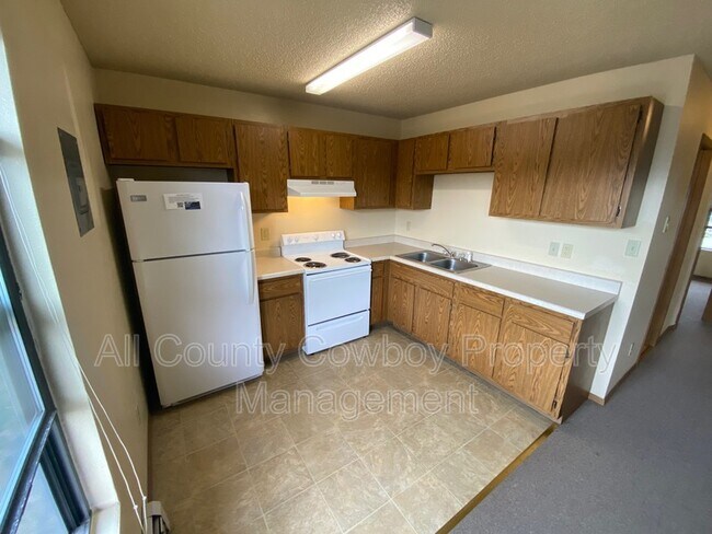 3338 Joanna Brunner St in Laramie, WY - Building Photo - Building Photo