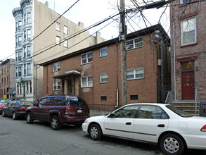 213-217 Park Ave in Hoboken, NJ - Building Photo - Building Photo