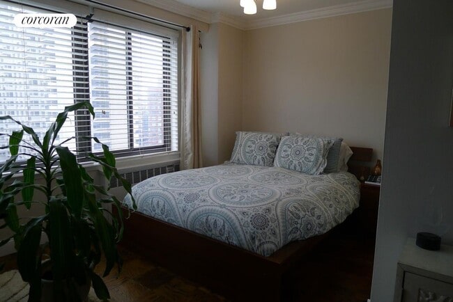 382 Central Prk W in New York, NY - Building Photo - Building Photo