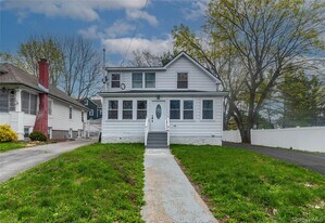 1258 North Ave in Beacon, NY - Building Photo