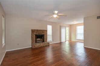 6723 Lancret Hill Dr in Austin, TX - Building Photo - Building Photo