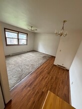 222 High Line St, Unit 7 in Belvidere, IL - Building Photo - Building Photo