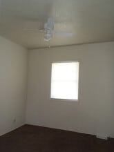 708 McDonald St in St. Joseph, MO - Foto de edificio - Building Photo