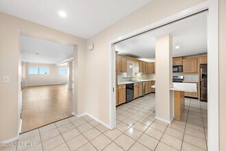 300 Ocean Ave N in Long Branch, NJ - Building Photo - Building Photo