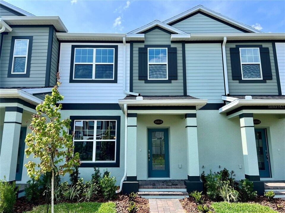 15310 BURGTHEATER Dr in Winter Garden, FL - Building Photo