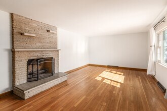 724 Drummond Ct in Columbus, OH - Building Photo - Building Photo