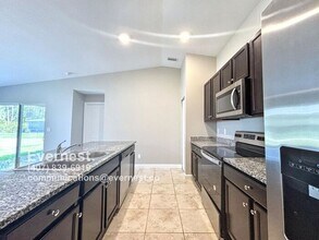 734 Micco St SW in Palm Bay, FL - Foto de edificio - Building Photo