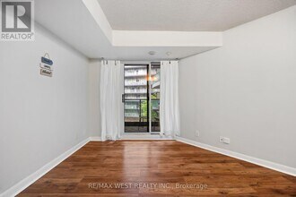 600-600 Fleet St in Toronto, ON - Building Photo - Building Photo