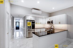 290 Beacon St, Unit 3 in Boston, MA - Building Photo
