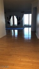 720 Viola Cir in Henderson, NV - Building Photo - Building Photo