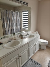 10002 Shortwood Ln in Orlando, FL - Building Photo - Building Photo