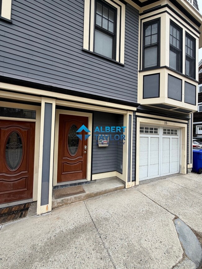 15 Eldora St, Unit 1 in Boston, MA - Foto de edificio - Building Photo