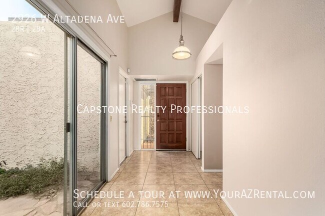 2926 W Altadena Ave in Phoenix, AZ - Building Photo - Building Photo