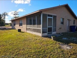 138 Friendly Cir in Sebring, FL - Building Photo - Building Photo