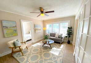 Gladstone Pointe Apartments in Kansas City, MO - Building Photo