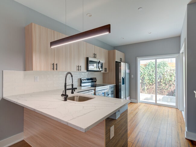 2821 Livingston St, Unit 1 in Philadelphia, PA - Building Photo - Building Photo