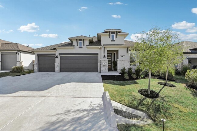 807 Arrowhead Ranch Blvd in Dripping Springs, TX - Building Photo - Building Photo
