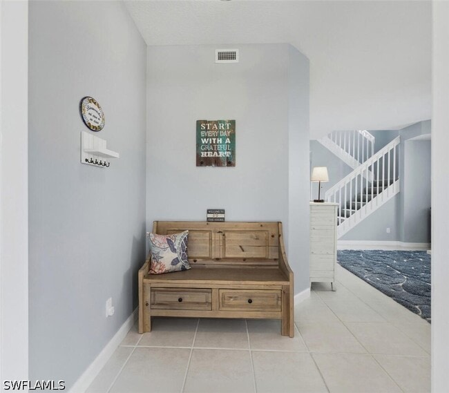 6076 Islandwalk Blvd in Naples, FL - Building Photo - Building Photo