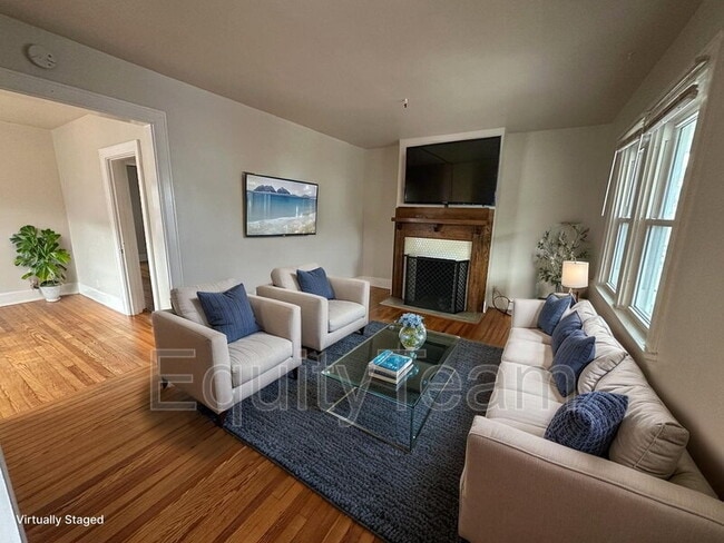 3905 Isabella Ave in Cincinnati, OH - Building Photo - Building Photo